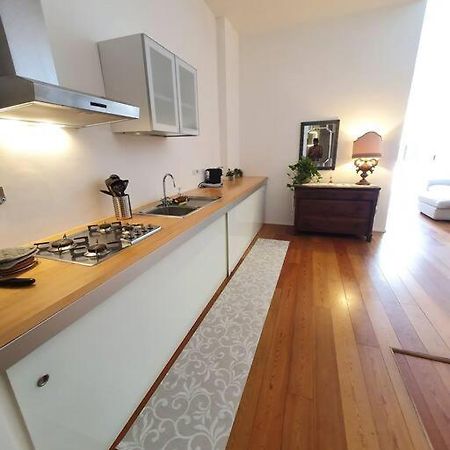 Daisy Apartment - City Center ラ・スペツィア エクステリア 写真