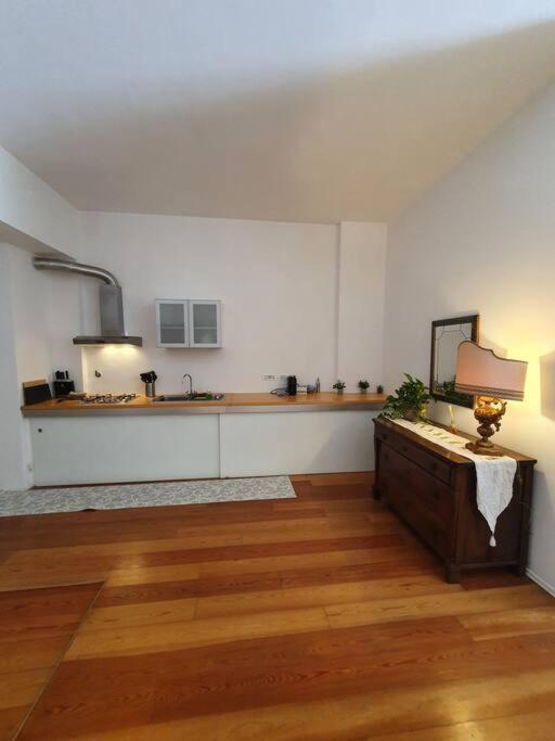 Daisy Apartment - City Center ラ・スペツィア エクステリア 写真
